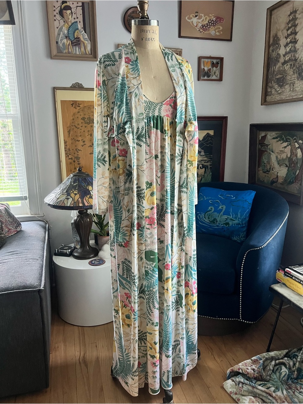 vassarette Floral nylon Slip & Robe set — Pink, Green & Cream